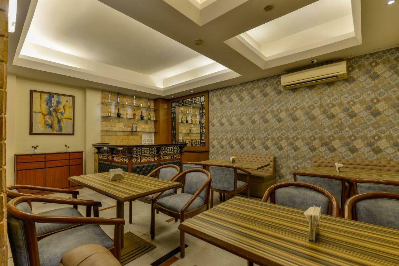 Hotel Ajanta Mumbai Ngoại thất bức ảnh