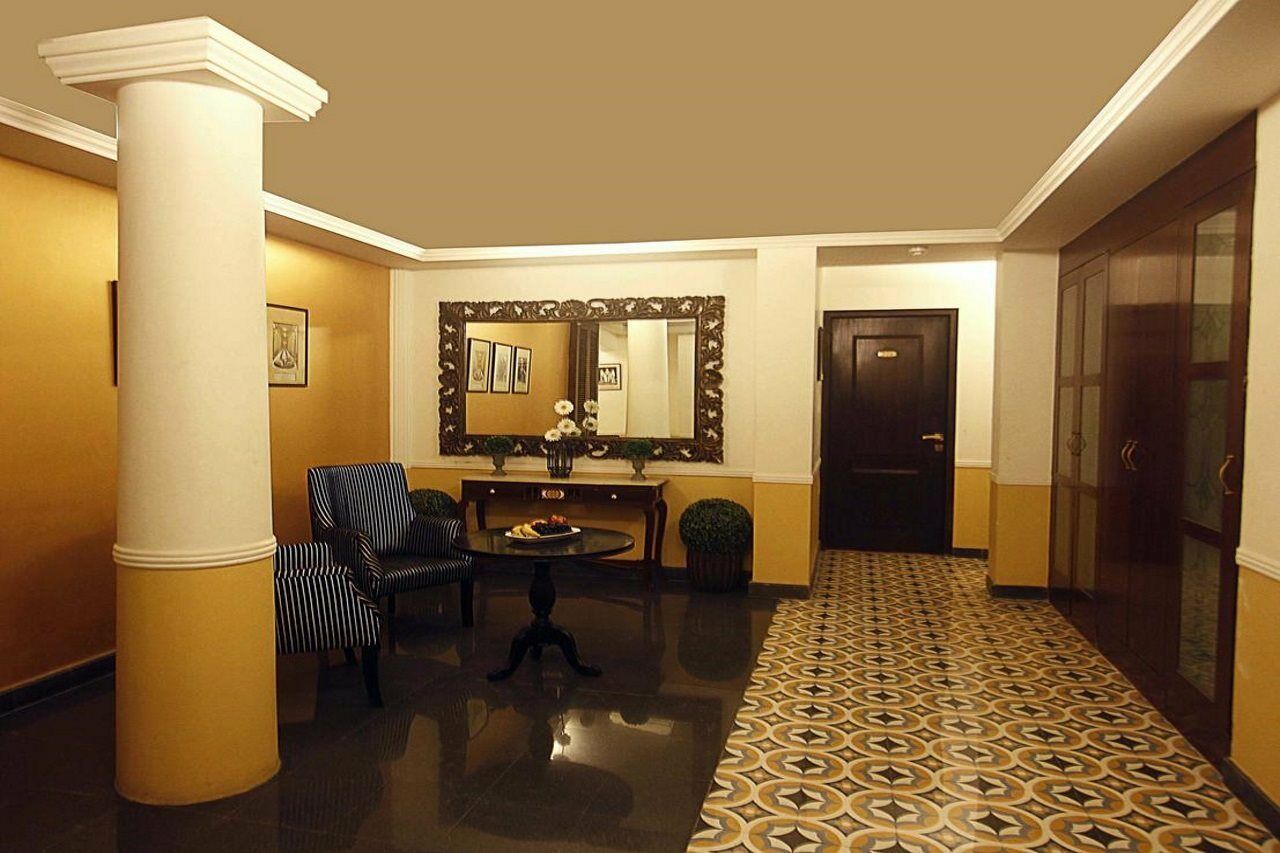 Hotel Ajanta Mumbai Ngoại thất bức ảnh