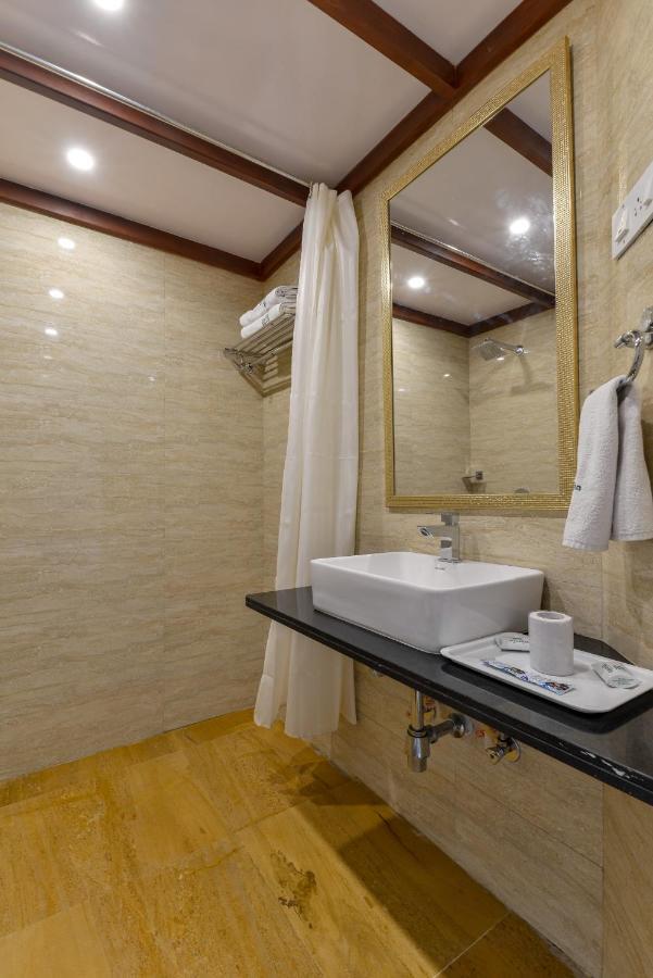Hotel Ajanta Mumbai Ngoại thất bức ảnh